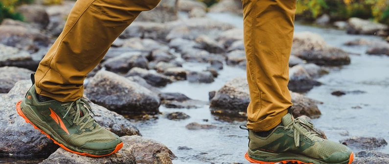 راهنمای انتخاب بهترین ساعت کوهنوردی و طبیعت‌گردی